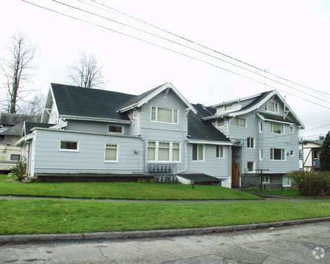 Alternate Building View 1 - 644 N Trafton St