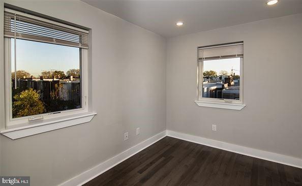 Foto del edificio - 5334-36 Cedar Ave