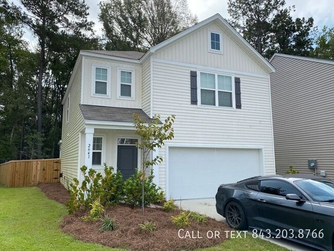 Building Photo - 2641 Alamanda Dr