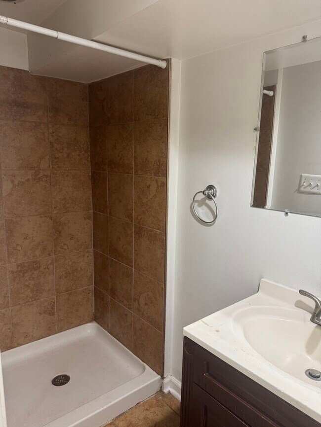 Foto del edificio - 2 bedrooms 2 bathrooms