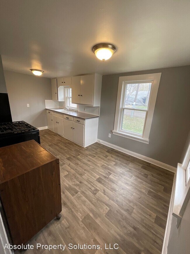 Building Photo - 1 br, 1 bath House - 1501 W Webster St