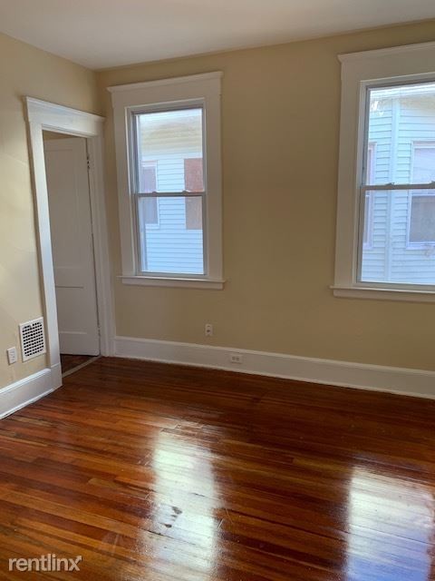 Building Photo - 2 br, 1 bath  - 116 Sheffield Ave # 2
