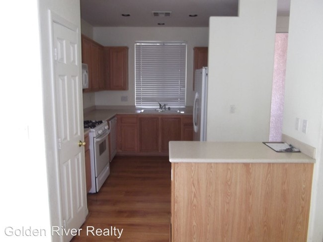 Building Photo - 4 br, 3 bath House - 6183 Carson Hills Ave