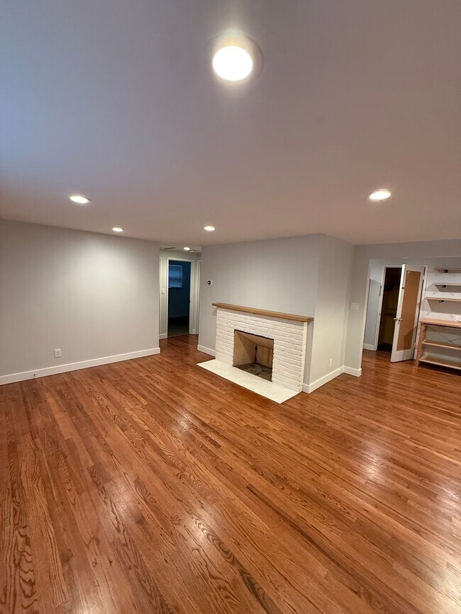 Foto del edificio - Charming 2-Bedroom Home in West Seattle’s ...