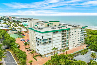 Building Photo - 3400 Ocean Beach Blvd