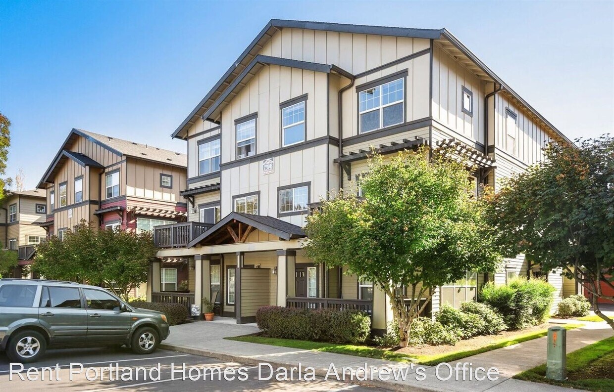 Primary Photo - 22846 SW Forest Creek Dr