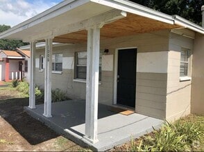1006 W Nassau St
