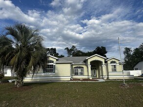 Building Photo - 10061 SW 74th Terrace