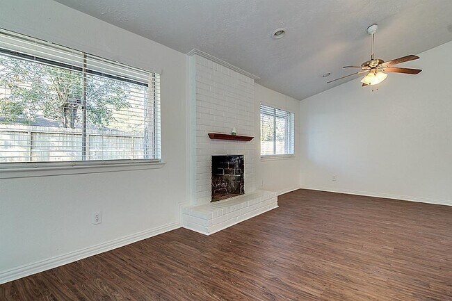Building Photo - 4415 Monteith Dr