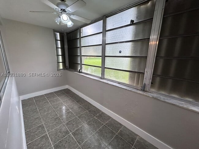 Foto del edificio - 1450 NE 191st St