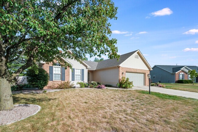 Foto del edificio - 4 Bed / 3 Bath ranch home