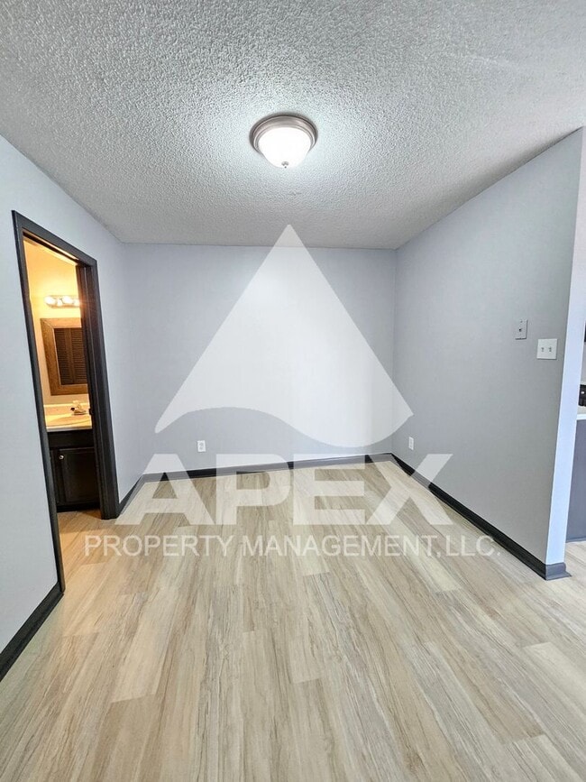 Foto del edificio - 504 Cedartop Ln NW