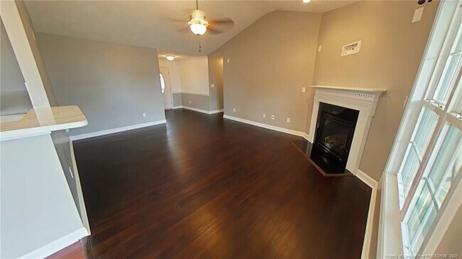 Foto del edificio - 134 Emerywood Ct