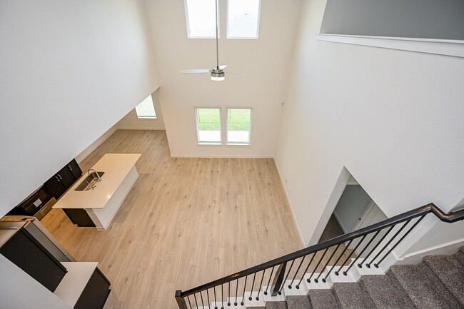 Foto del edificio - 29946 Gallatin River Ln