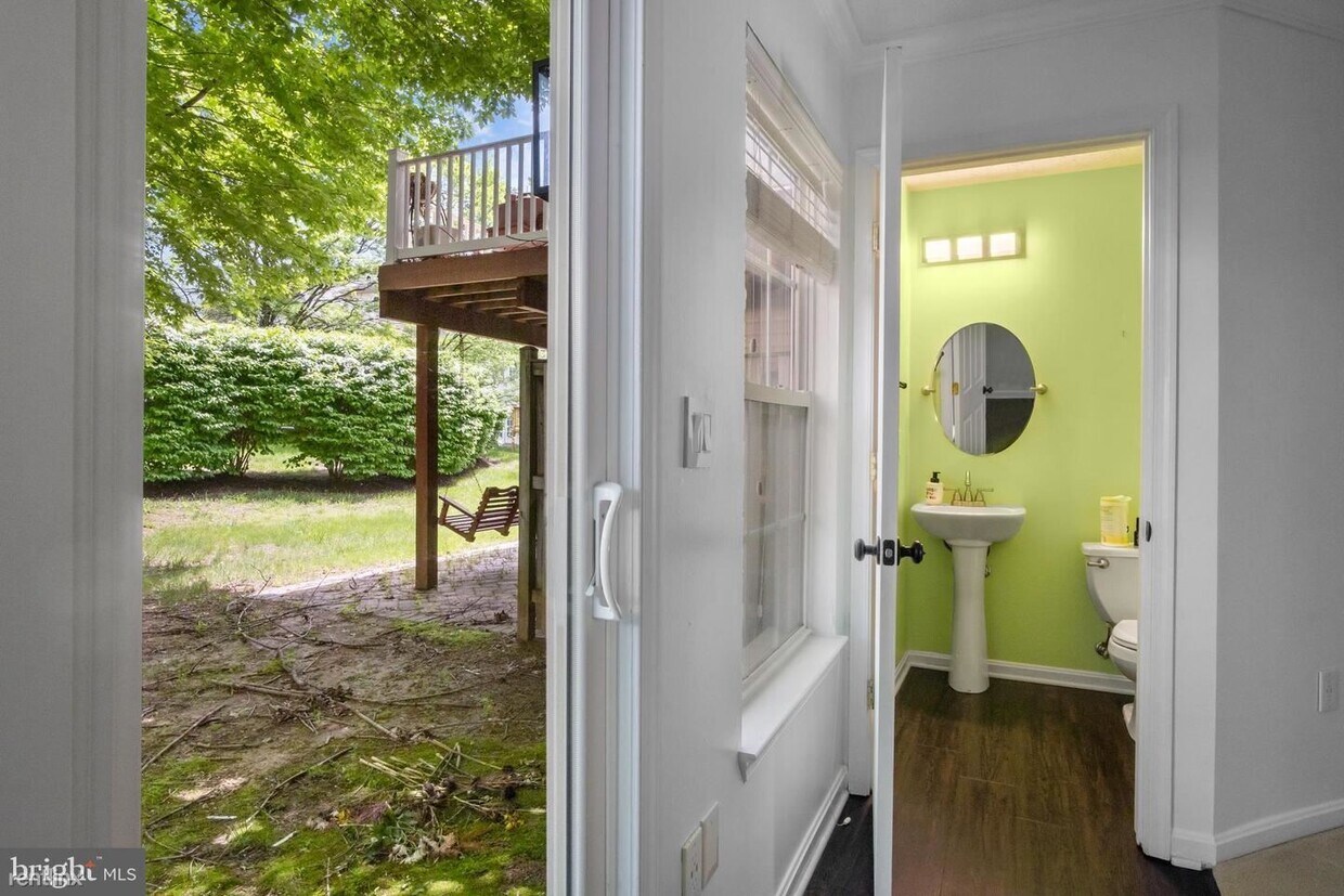 Building Photo - 3 br, 2.5 bath Townhome - 4307 Lavender Lane