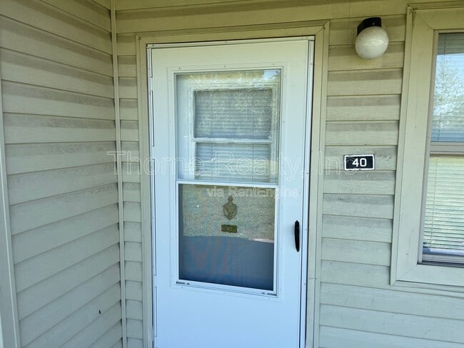 Foto del edificio - 400 E Northern Blvd