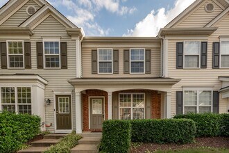 Building Photo - 1732 Sorrell Brook Way