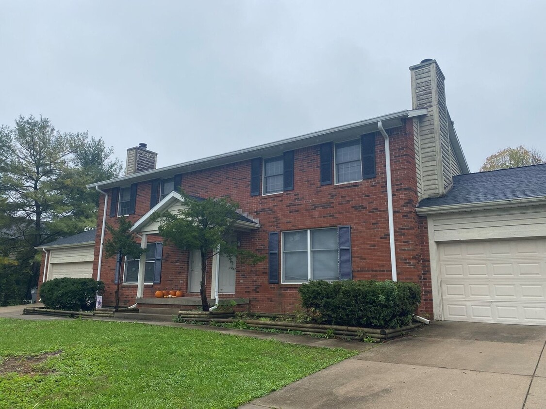 111 E Pine Ave, West Lafayette, IN 47906 House Rental in West