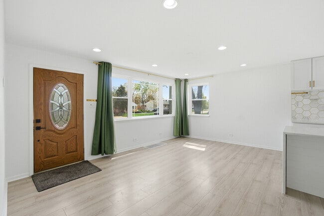 Foto del edificio - 2506 Rusty Dr