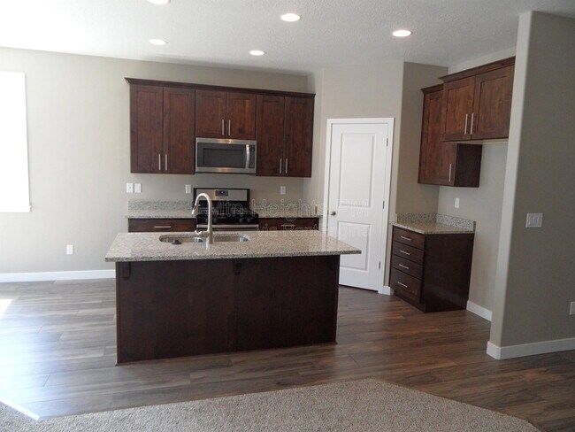 Foto del edificio - 797 Tamsin Ct