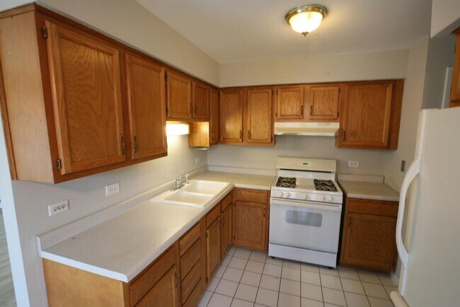 Foto del edificio - 10408 Mansfield Ave
