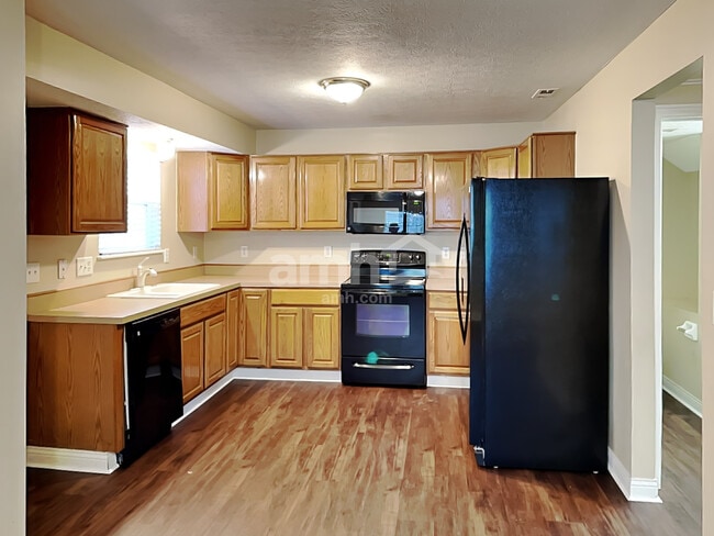 Building Photo - 7064 Winterbek Ave