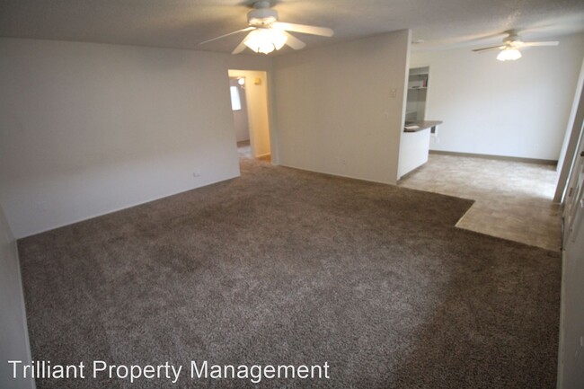 Building Photo - 2 br, 1 bath House - 777 Boone Rd SE #12
