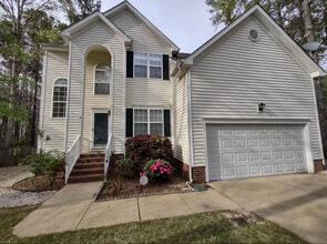 Building Photo - 3208 Shopton Dr