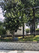 Building Photo - 1630 Spring Garden St
