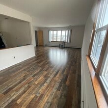 Building Photo - 243 Prospect Ave