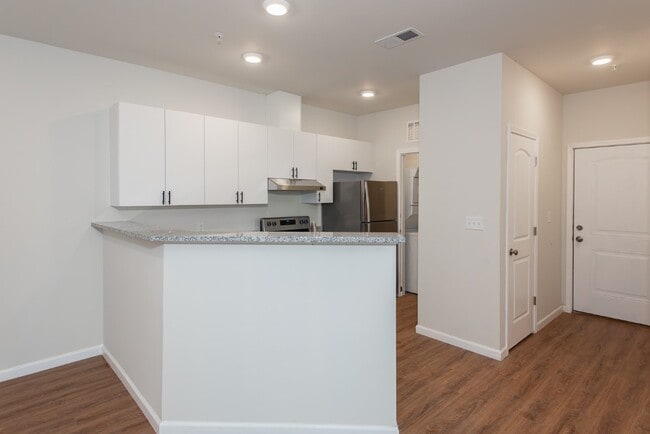 Building Photo - 211 Harmony Mdws Ct