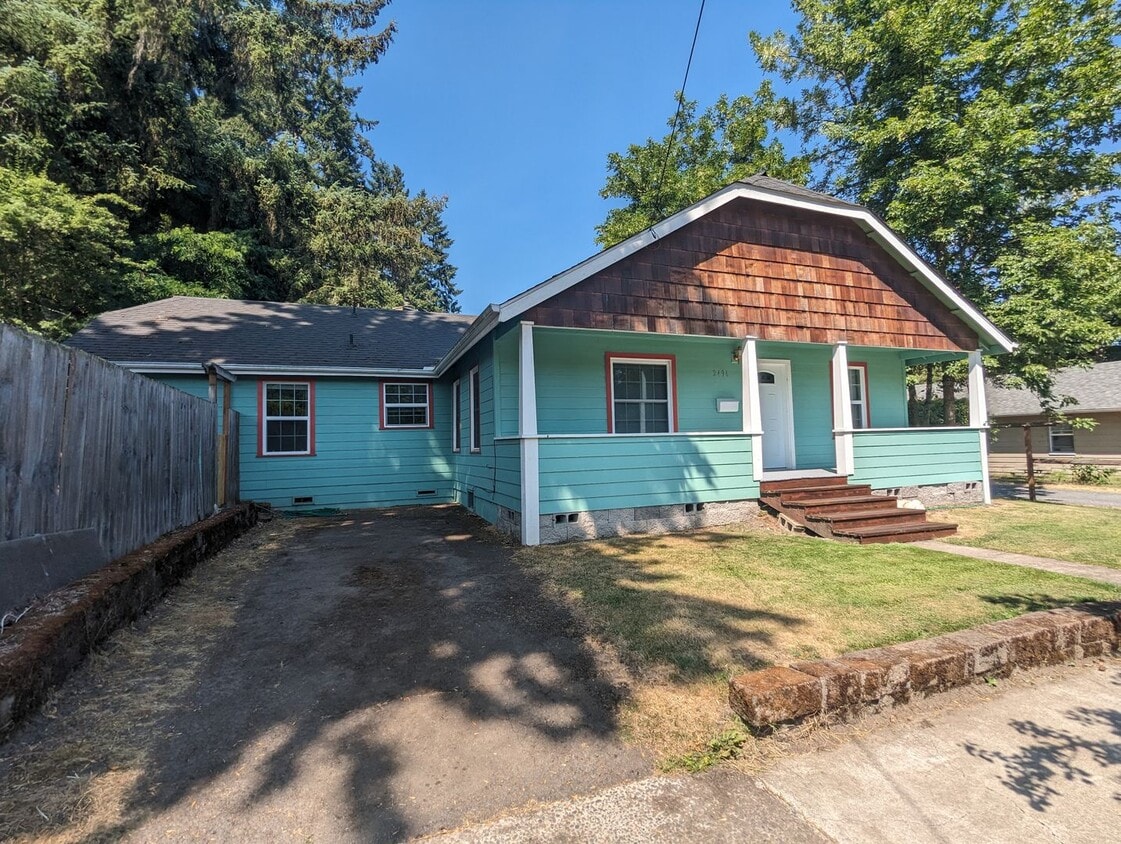 Primary Photo - 4-Bedroom, 2-Bath Home In The Amazon Area ...