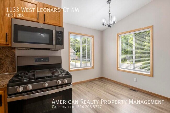 Foto del edificio - 1133 W Leonard Ct