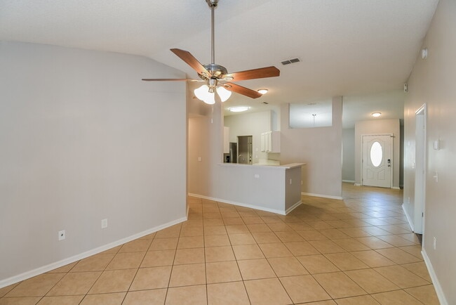 Building Photo - 5462 Catspaw Ln