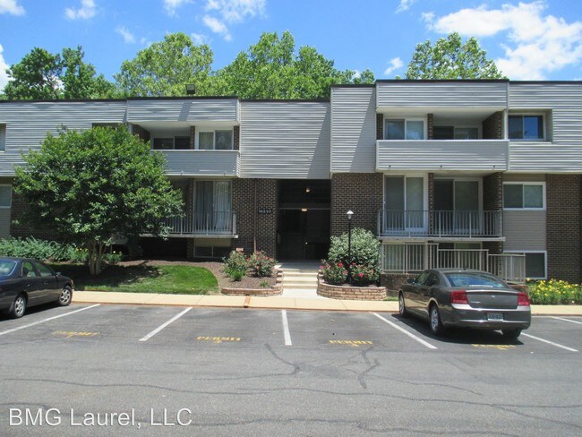 Building Photo - 10250 Prince Pl