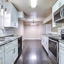 Building Photo - 9914 Brockbank Dr