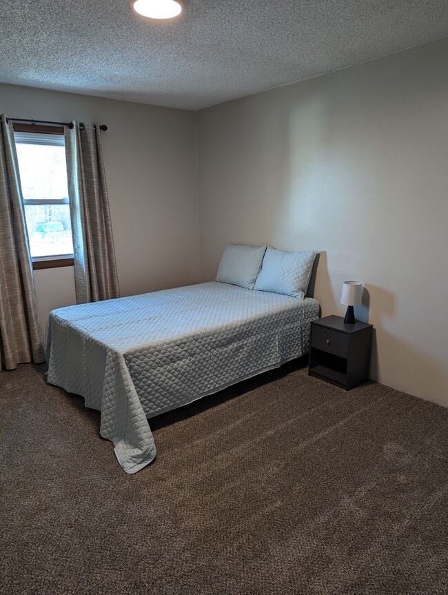 Foto del edificio - 530 Shawnee Rd