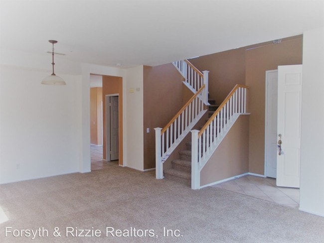 Building Photo - 3 br, 2.5 bath House - 2153 Ribera Dr