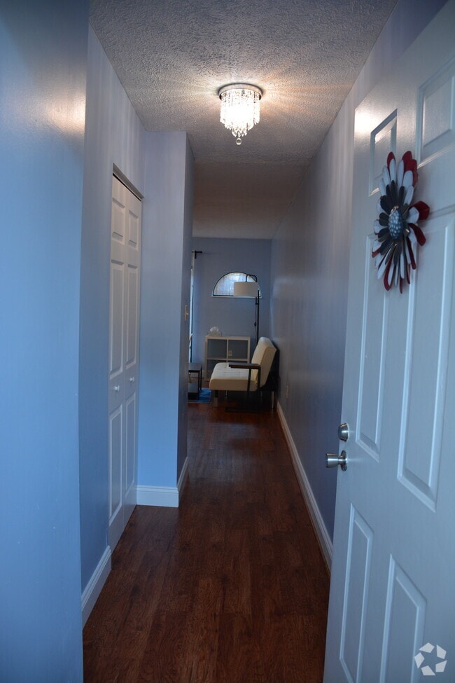 Apartments for rent in Collier Township PA with Air Conditioning