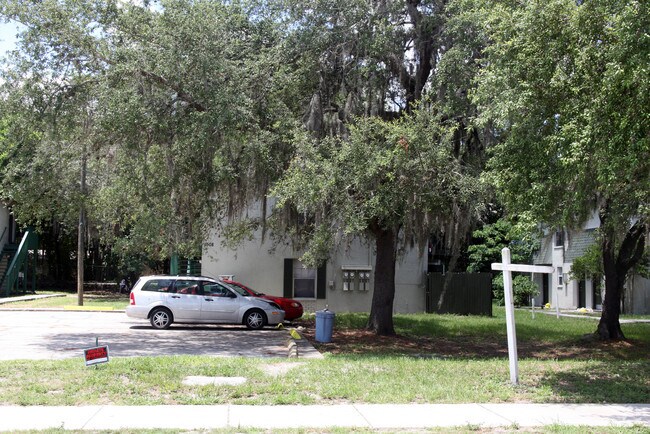 Foto del edificio - 1506 E 127th Ave