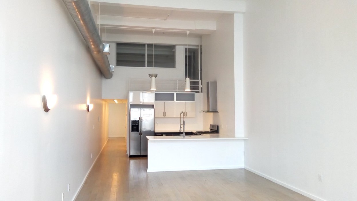 Note, photos are a range of different lofts. - 726 Market St