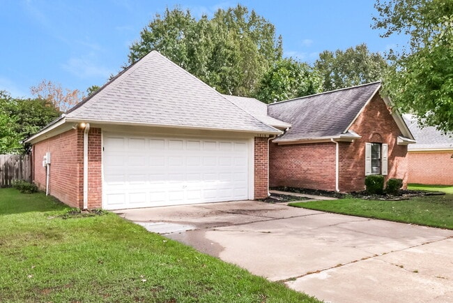 Foto del edificio - 5818 Southbend Ln