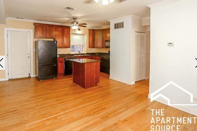Photo - 636 W Roscoe St (Chicago, IL)