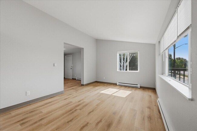 Sala de estar - 701 Aztec Dr