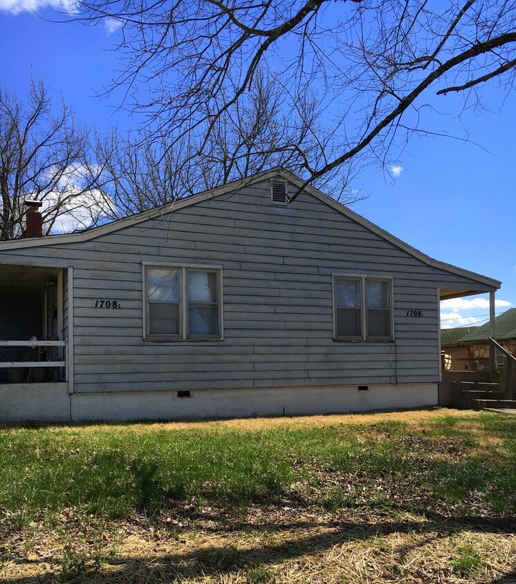 1708 N Cedar St, Rolla, MO 65401 House Rental in Rolla, MO