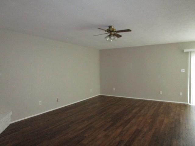 Building Photo - 909 Circle Cove Dr