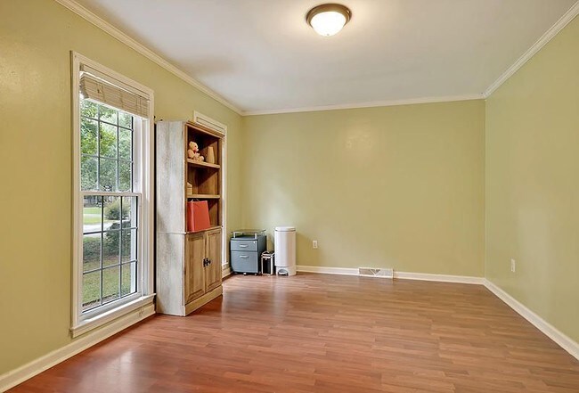Foto del edificio - 127 Dunbury RENT-TO-OWN