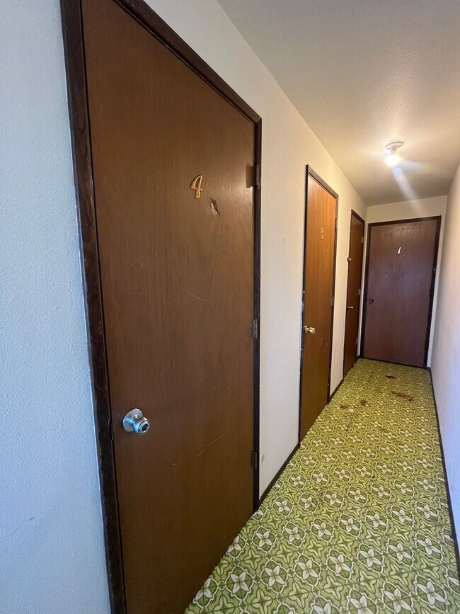 Foto del edificio - 1-Bedroom 1-Bathroom apartment in Cottage Grove