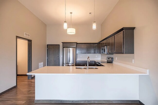 Foto del edificio - 2869 Spring Rose Cir