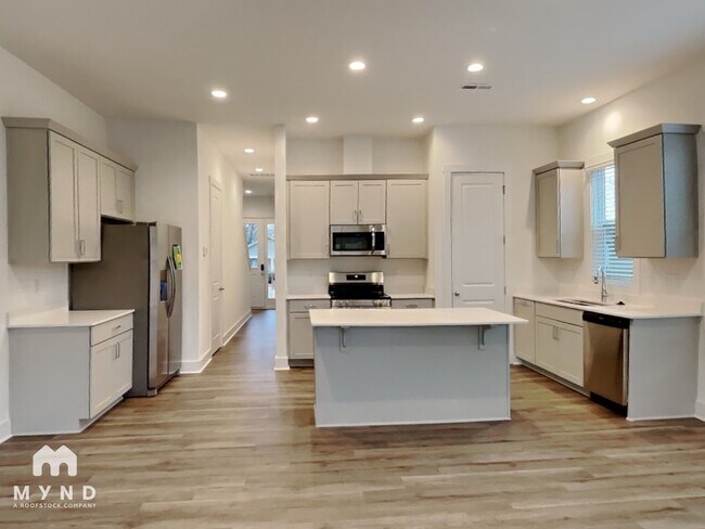 Foto del edificio - 928 Wainwright Ave